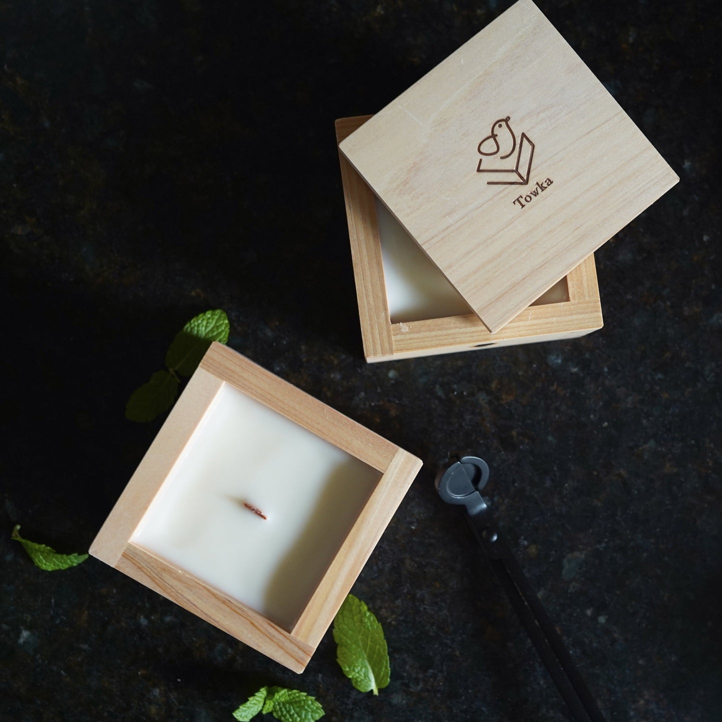 Masu Box Candle in Kaze Kaoru "Wind Bringing Smell of Green Leaves"