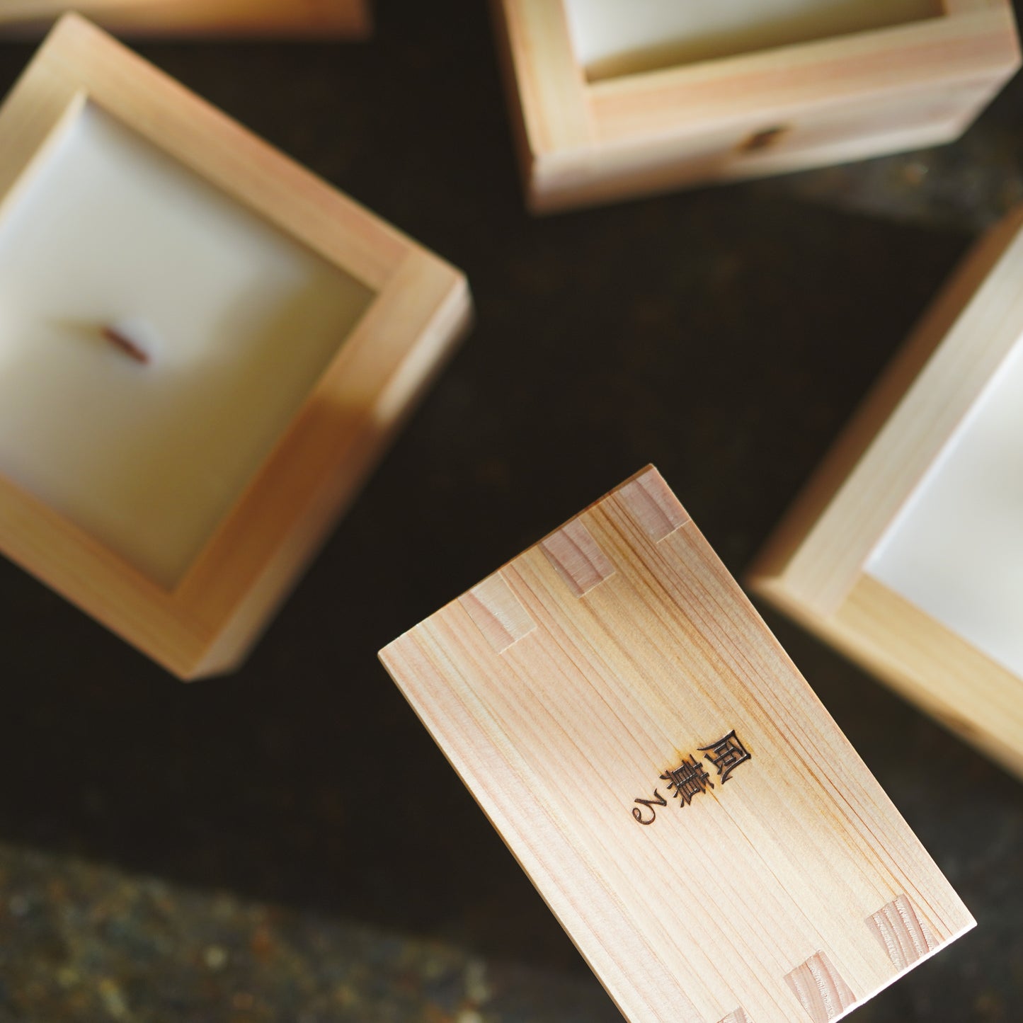 Masu Box Candle in Kaze Kaoru "Wind Bringing Smell of Green Leaves"